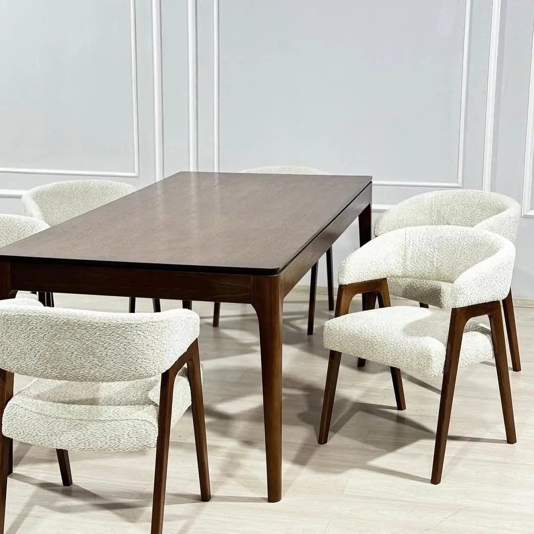 Table à manger CELIA en bois sur mesure au Maroc CAROUBIA