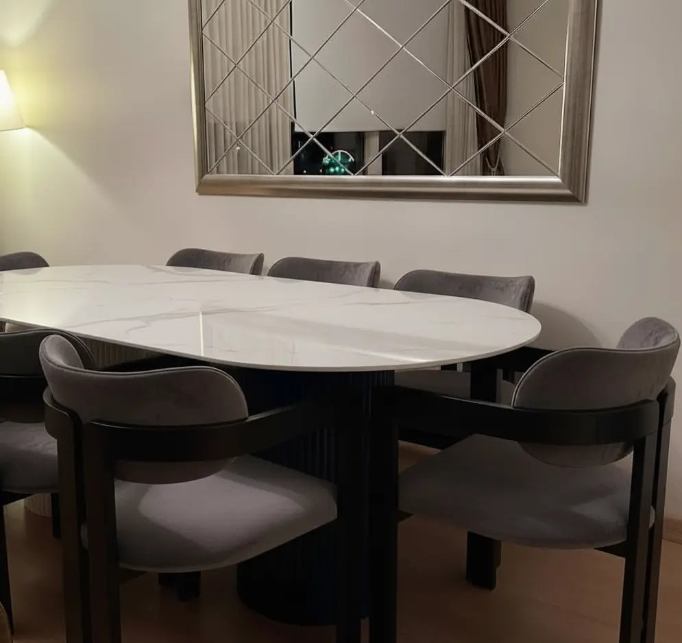 Table à manger Horizon en porcelaine et bois sur mesure au Maroc CAROUBIA