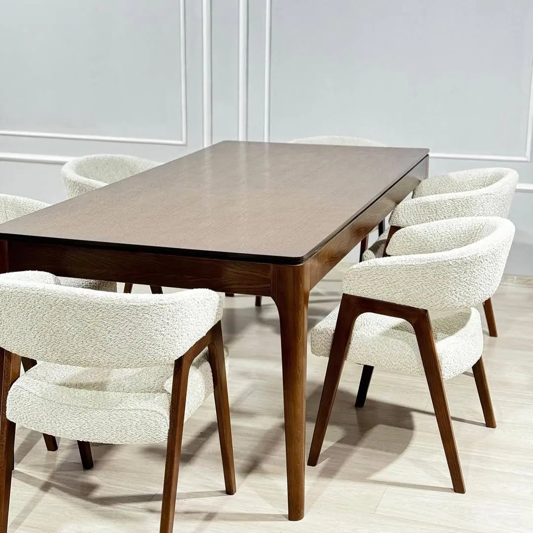 Table à manger CELIA en bois sur mesure au Maroc CAROUBIA