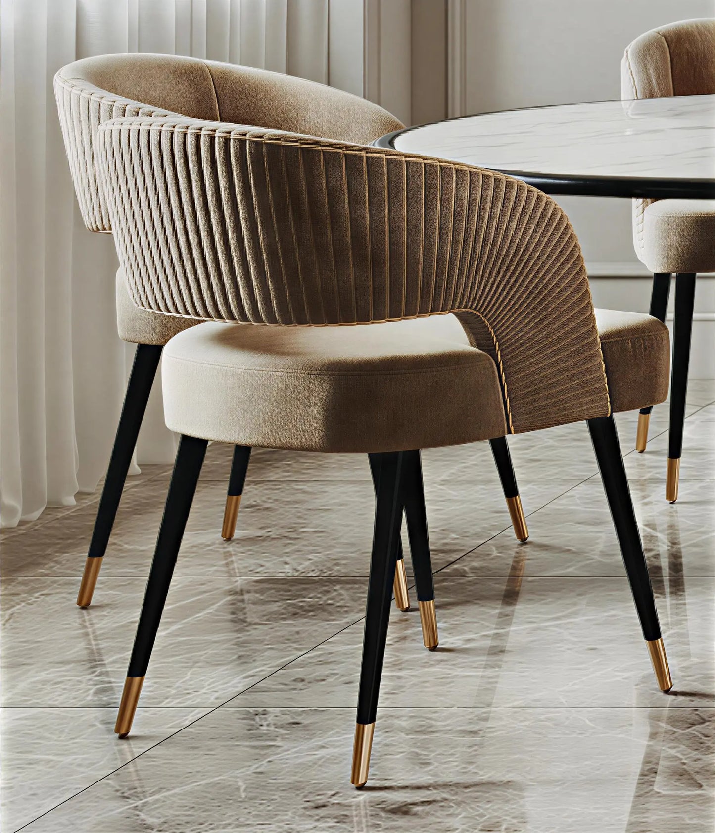 Chaise ITALICA Bachette, Velours ou Bouclette & bois – Maroc CAROUBIA